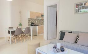 Pasithea Apts